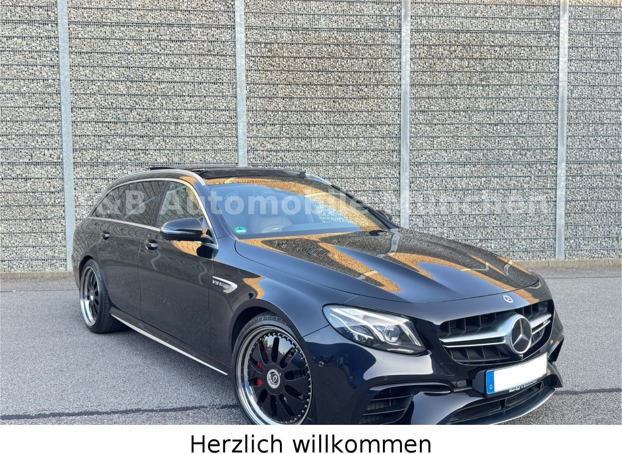 Mercedes-Benz E 63 S AMG*4Matic+*Panorama*MB-Garantie*Designo* - سيارة: صورة 2 Mercedes-Benz E 63 S AMG*4Matic+*Panorama*MB-Garantie*Designo* - سيارة: صورة 2