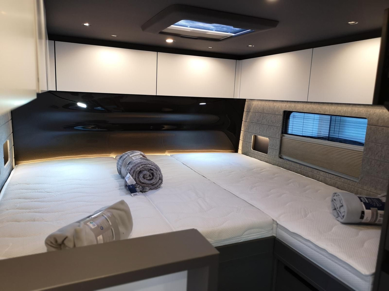 موتر هوم متكامل Niesmann + Bischoff iSmove 6.9 E 132 kW+AHK+SOLAR+ALDE+KLIMA+NAVI: صورة 12