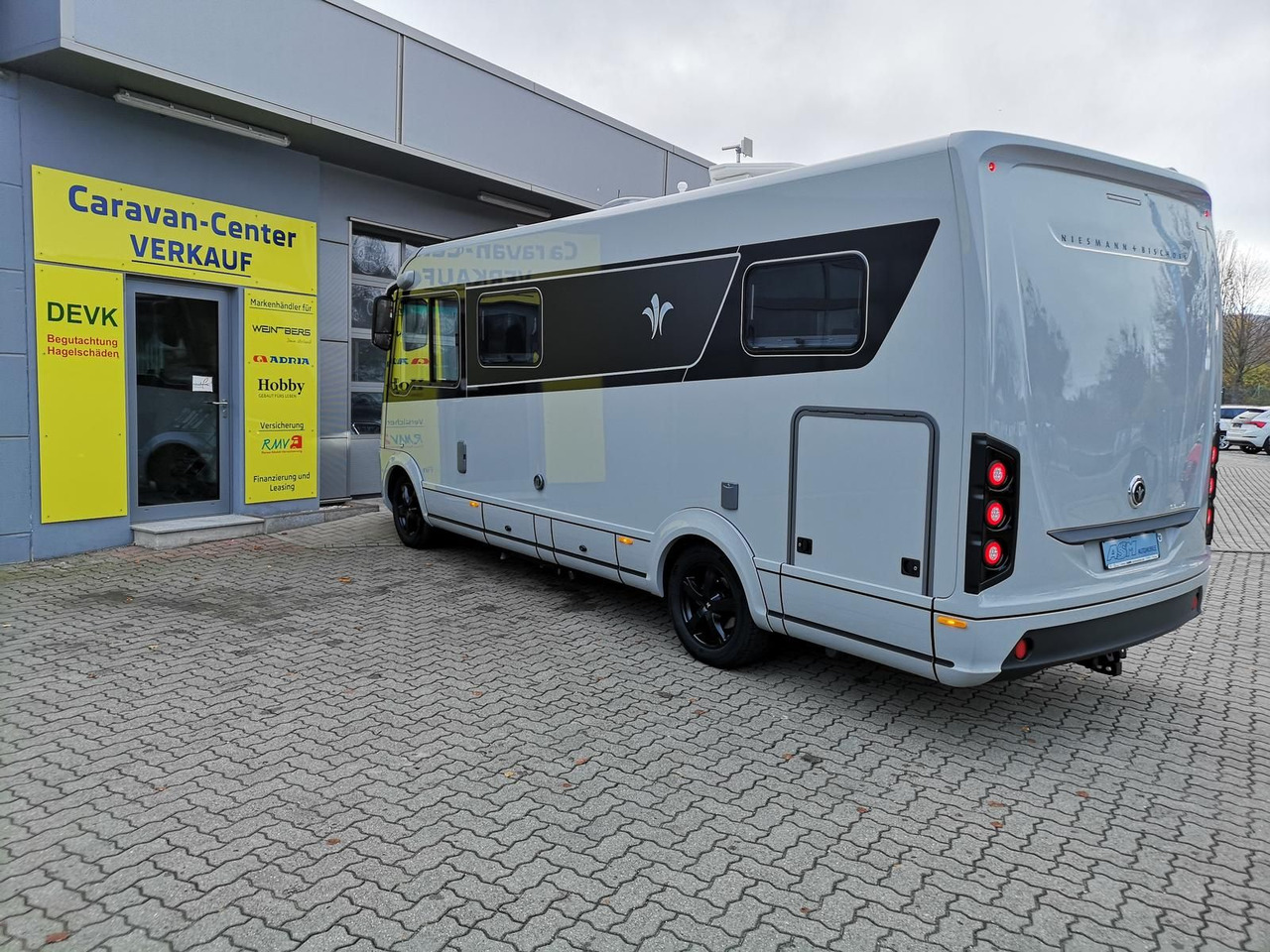 Niesmann + Bischoff iSmove 6.9 E 132 kW+AHK+SOLAR+ALDE+KLIMA+NAVI - موتر هوم متكامل: صورة 5 Niesmann + Bischoff iSmove 6.9 E 132 kW+AHK+SOLAR+ALDE+KLIMA+NAVI - موتر هوم متكامل: صورة 5