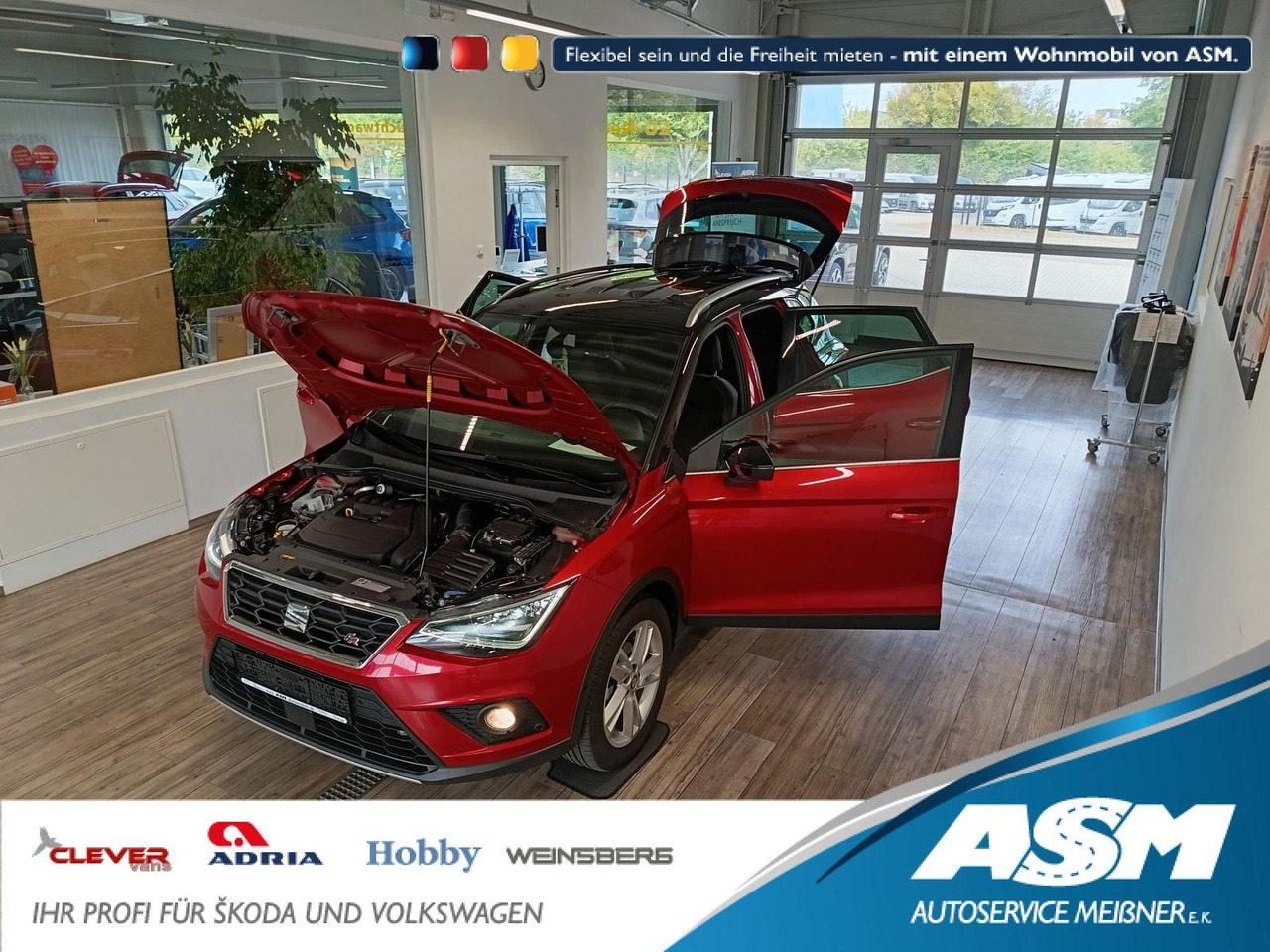 Seat Arona 1,5TSI FR*AHK*NAVI*ACC*LED*BEATS*R-KAM*DAB - سيارة دفع رباعي: صورة 1 Seat Arona 1,5TSI FR*AHK*NAVI*ACC*LED*BEATS*R-KAM*DAB - سيارة دفع رباعي: صورة 1