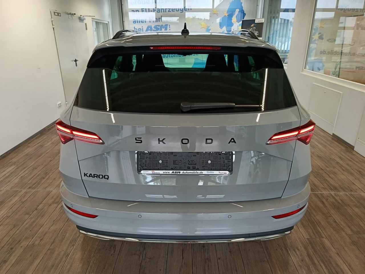 Skoda Karoq Sportline 1,5 TSI DSG*AHK*PSD*STD.HZG*NAVI - سيارة دفع رباعي: صورة 5 Skoda Karoq Sportline 1,5 TSI DSG*AHK*PSD*STD.HZG*NAVI - سيارة دفع رباعي: صورة 5