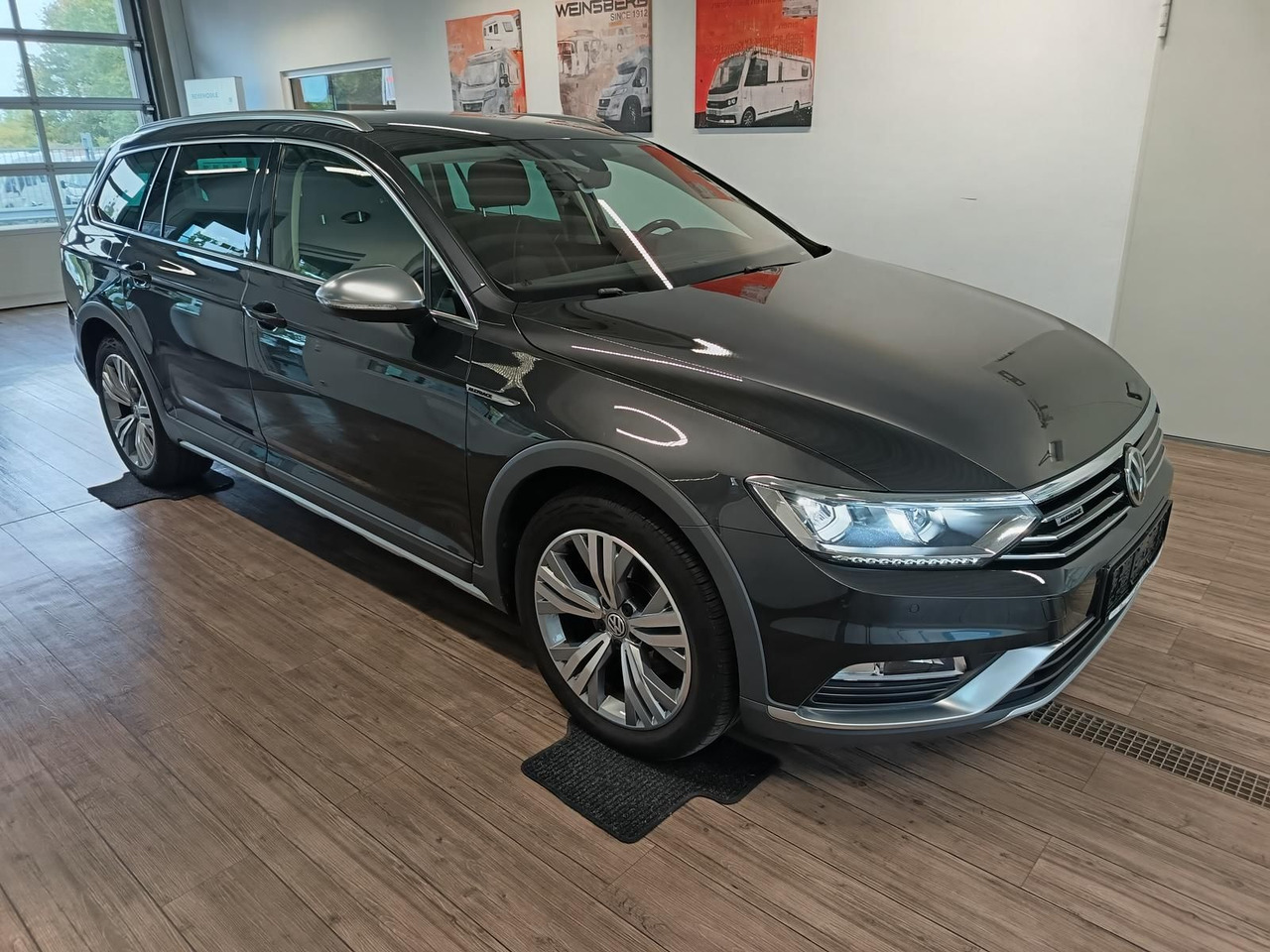 Volkswagen Passat Alltrack 2,0TDI DSG 4x4*360°*NAVI*ACC*LED - سيارة ستيشن: صورة 3 Volkswagen Passat Alltrack 2,0TDI DSG 4x4*360°*NAVI*ACC*LED - سيارة ستيشن: صورة 3