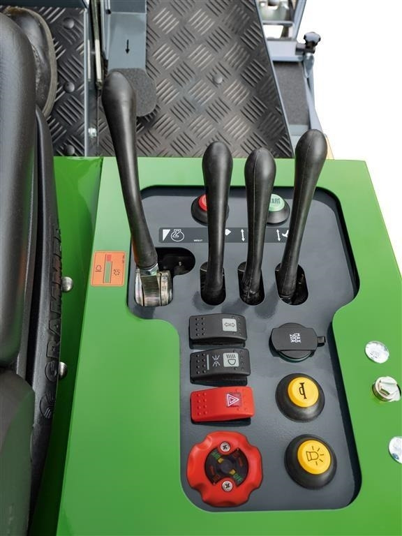 Amazone Profihopper 4WDi 1250 Smartline - جزازة أعشاب الحدائق: صورة 2 Amazone Profihopper 4WDi 1250 Smartline - جزازة أعشاب الحدائق: صورة 2