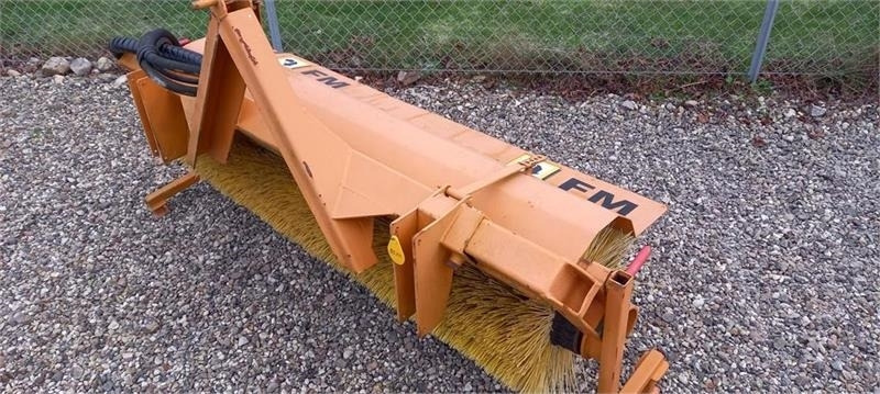 FM 180Cm Hydraulisk træk. - مكنسة: صورة 3 FM 180Cm Hydraulisk træk. - مكنسة: صورة 3