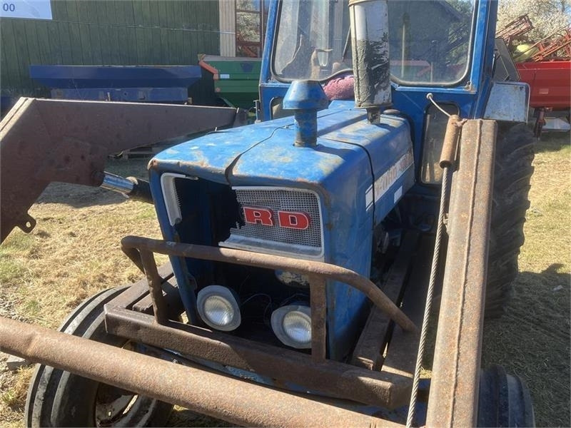 Ford 4000 Med frontlæsser  - جرار: صورة 5 Ford 4000 Med frontlæsser  - جرار: صورة 5