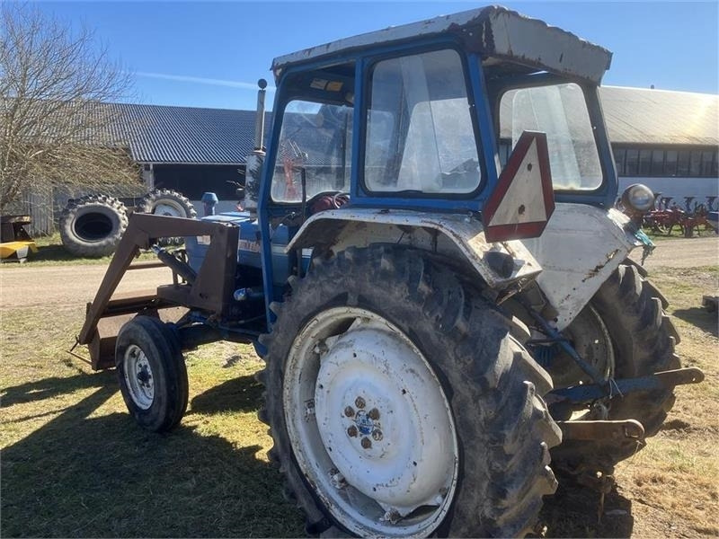 Ford 4000 Med frontlæsser  - جرار: صورة 4 Ford 4000 Med frontlæsser  - جرار: صورة 4