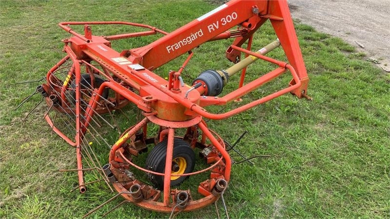 Fransgård RV 300 - آلة تيبيس العشب/ آلة جمع العشب: صورة 4 Fransgård RV 300 - آلة تيبيس العشب/ آلة جمع العشب: صورة 4