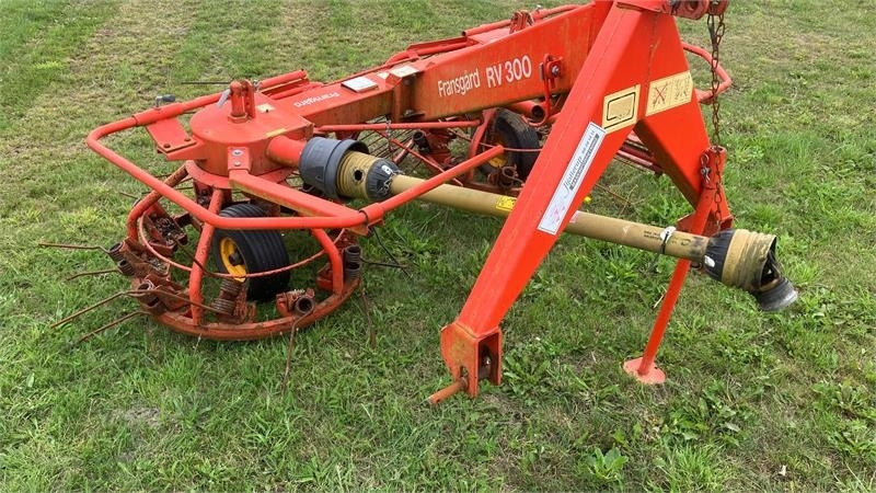 Fransgård RV 300 - آلة تيبيس العشب/ آلة جمع العشب: صورة 3 Fransgård RV 300 - آلة تيبيس العشب/ آلة جمع العشب: صورة 3