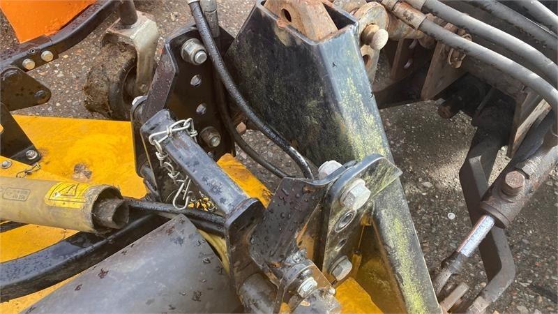GMR FR1300LM 2000 H PTO - جزازة العشب: صورة 4 GMR FR1300LM 2000 H PTO - جزازة العشب: صورة 4