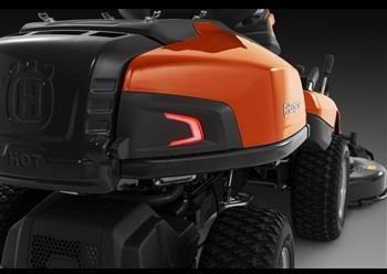Husqvarna R 316TsX AWD inkl. Combi 112 cm klipperbord - جزازة أعشاب الحدائق: صورة 5 Husqvarna R 316TsX AWD inkl. Combi 112 cm klipperbord - جزازة أعشاب الحدائق: صورة 5