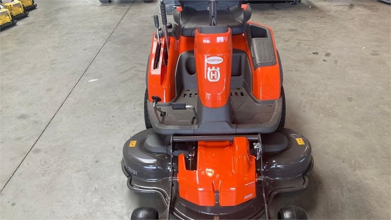 Husqvarna R200IX AWD Elektrisk - جزازة أعشاب الحدائق: صورة 3 Husqvarna R200IX AWD Elektrisk - جزازة أعشاب الحدائق: صورة 3