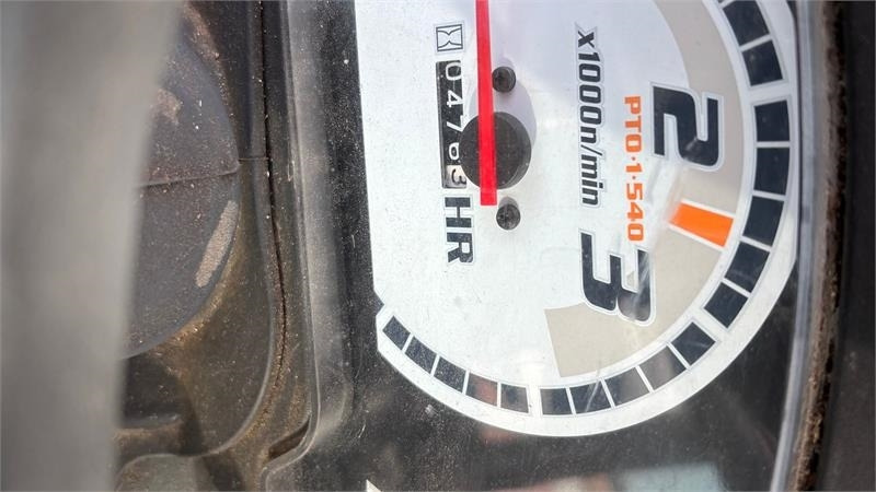 Kubota B2530 HST B2530 - جرار البلدية: صورة 5 Kubota B2530 HST B2530 - جرار البلدية: صورة 5