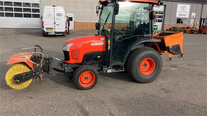 Kubota ST341 inkl. 150 cm kost og udlægger - جرار البلدية: صورة 2 Kubota ST341 inkl. 150 cm kost og udlægger - جرار البلدية: صورة 2