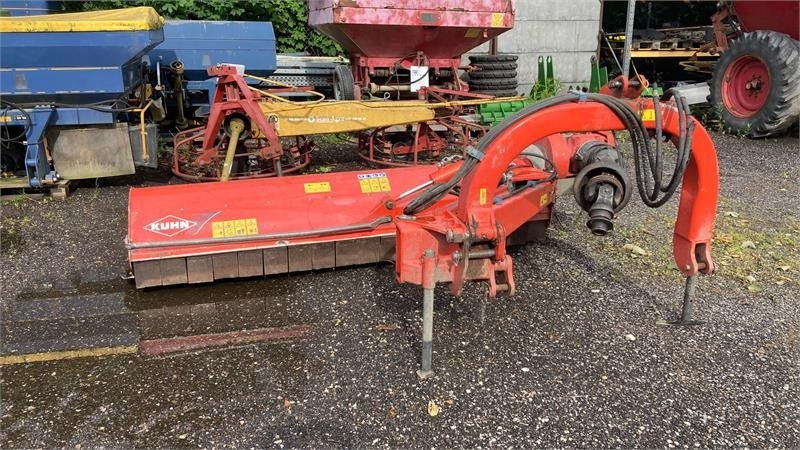 Kuhn TBES 250 Mulchmaskine - جزازة العشب: صورة 1 Kuhn TBES 250 Mulchmaskine - جزازة العشب: صورة 1