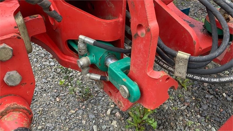 Kverneland EG 100-300-28 - محراث: صورة 3 Kverneland EG 100-300-28 - محراث: صورة 3