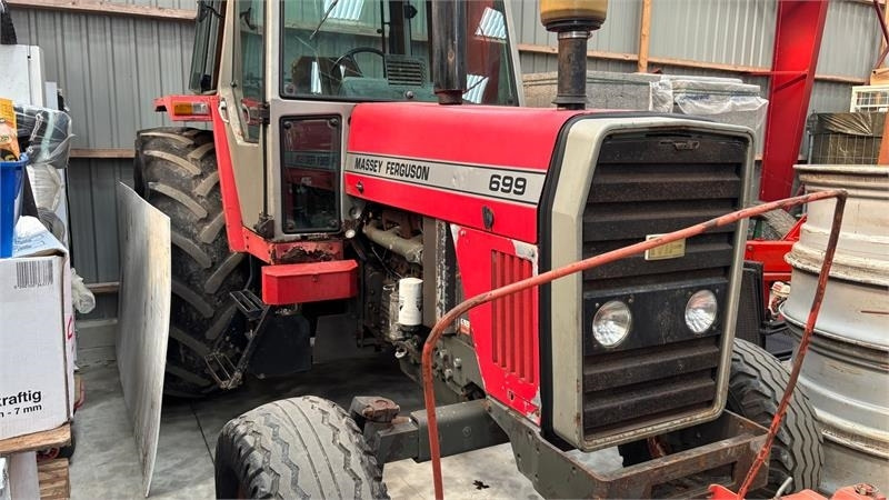 Massey Ferguson 699 - جرار: صورة 1 Massey Ferguson 699 - جرار: صورة 1