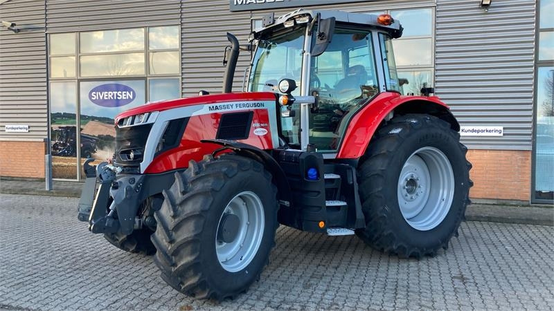 Massey Ferguson 6S.165 Dyna 6 Exclusive - جرار: صورة 1 Massey Ferguson 6S.165 Dyna 6 Exclusive - جرار: صورة 1