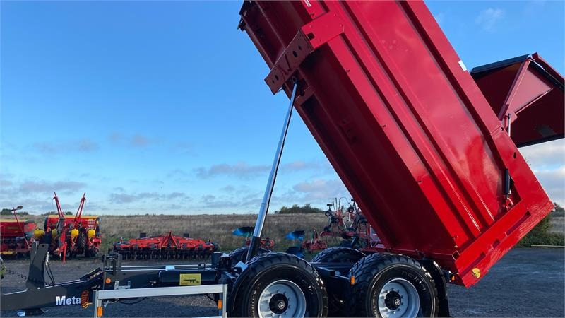 Metsjö MetaQ 60  - مقطورة زراعية قلابة: صورة 2 Metsjö MetaQ 60  - مقطورة زراعية قلابة: صورة 2