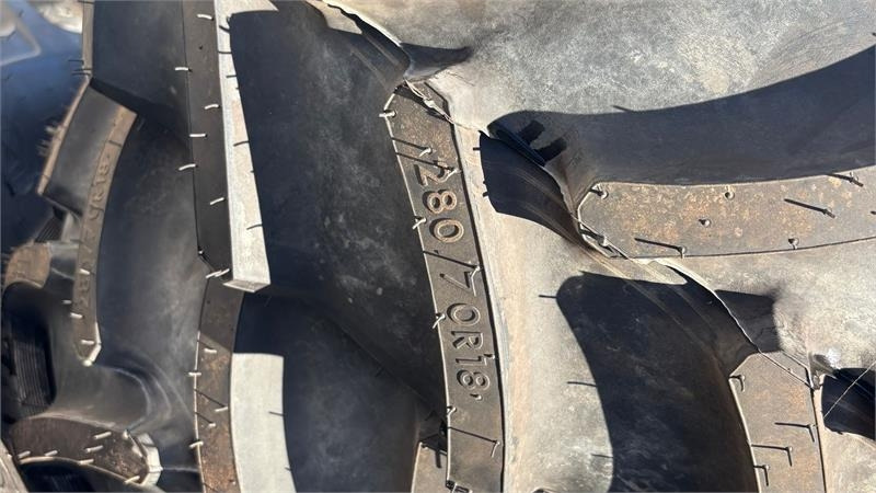 Mitas 420/70-24 - إطارات - آلية المنفعة/ مركبة خاصة: صورة 1 Mitas 420/70-24 - إطارات - آلية المنفعة/ مركبة خاصة: صورة 1