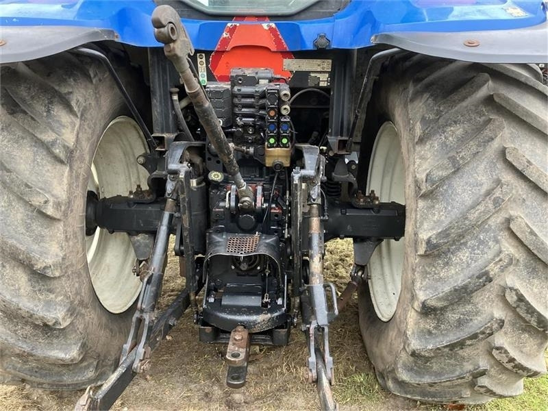 New Holland TSA 135 Plus Supersteer - جرار: صورة 5 New Holland TSA 135 Plus Supersteer - جرار: صورة 5