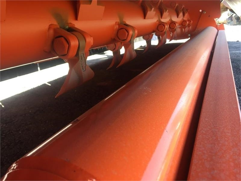 Perfect ZW-240 - جزازة أعشاب الحدائق: صورة 3 Perfect ZW-240 - جزازة أعشاب الحدائق: صورة 3