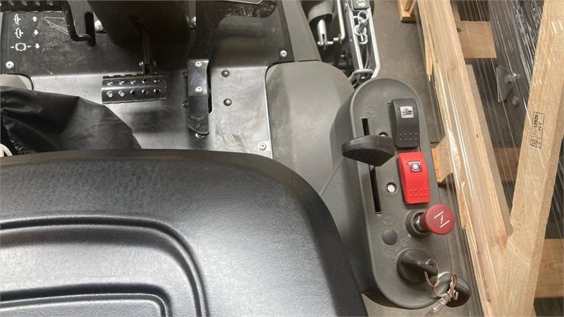 Stiga Park 500WX 4WD inkl. 100 Combi Q plus - جزازة أعشاب الحدائق: صورة 2 Stiga Park 500WX 4WD inkl. 100 Combi Q plus - جزازة أعشاب الحدائق: صورة 2