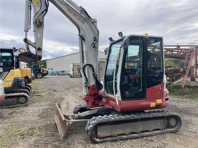 Takeuchi TB260 - حفارة مُصَّغرة: صورة 1 Takeuchi TB260 - حفارة مُصَّغرة: صورة 1