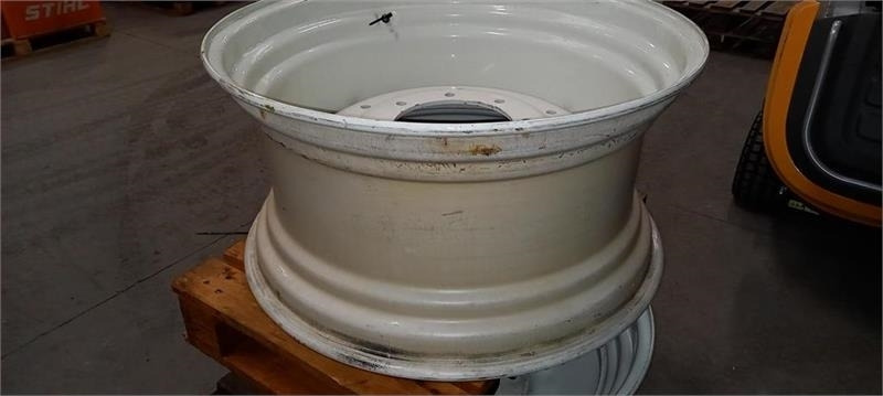 Titan Svejste fælge............ 15x30 - الجنوط - الآلات الزراعية: صورة 3 Titan Svejste fælge............ 15x30 - الجنوط - الآلات الزراعية: صورة 3
