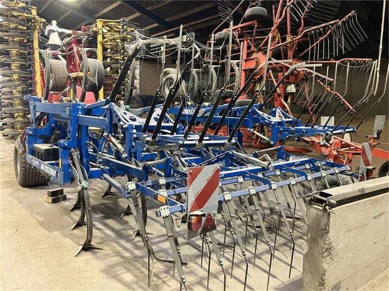 Treffler TGA 430 S - زحافة: صورة 2 Treffler TGA 430 S - زحافة: صورة 2