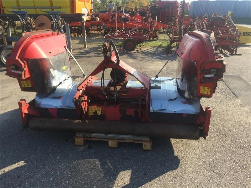 Trimax STEALTH S2 340 - جزازة العشب: صورة 2 Trimax STEALTH S2 340 - جزازة العشب: صورة 2