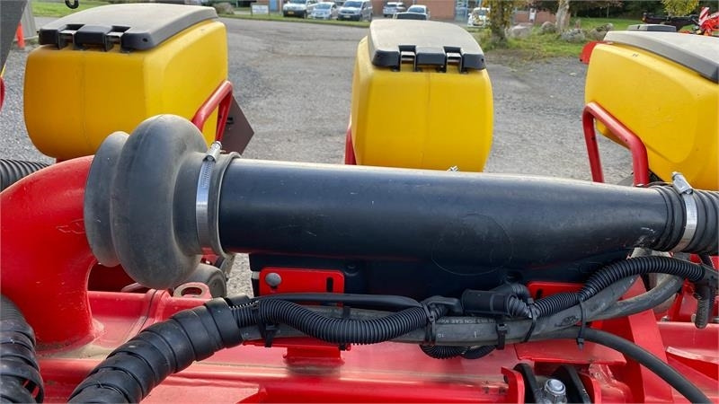 Vaderstad Tempo F 8RK. - آلة البذر: صورة 5 Vaderstad Tempo F 8RK. - آلة البذر: صورة 5