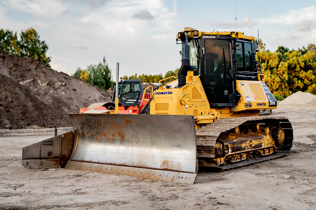 KOMATSU D51PX - جرافة: صورة 1 KOMATSU D51PX - جرافة: صورة 1