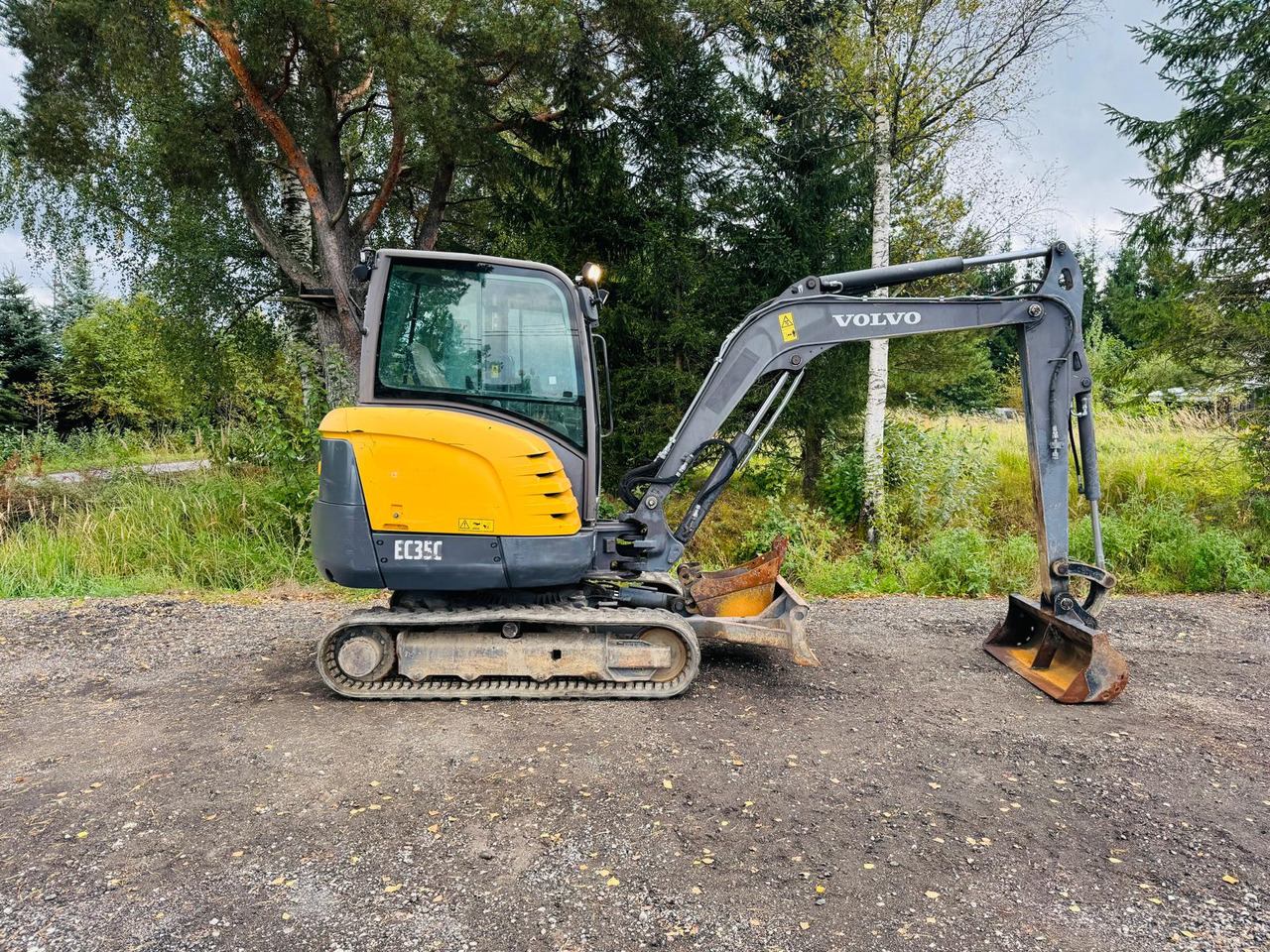 VOLVO EC35C - حفارة مُصَّغرة: صورة 5 VOLVO EC35C - حفارة مُصَّغرة: صورة 5