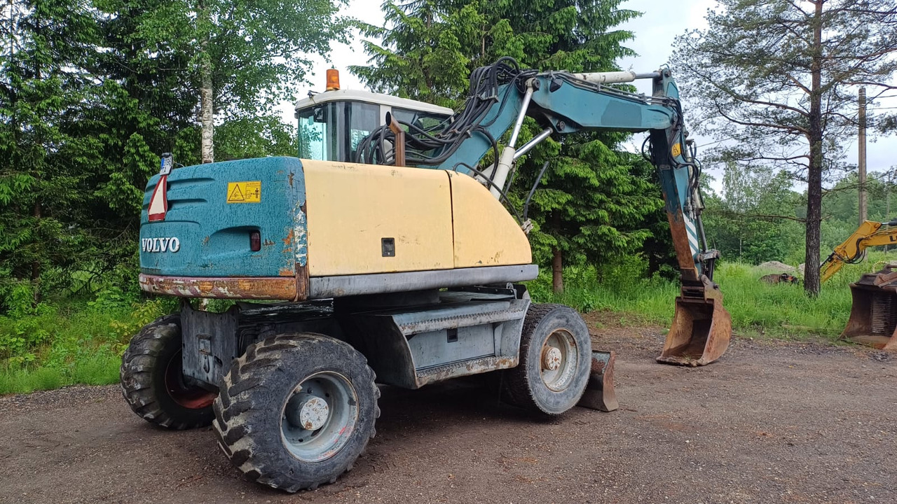 Volvo EW140 - حفارة دولاب: صورة 4 Volvo EW140 - حفارة دولاب: صورة 4