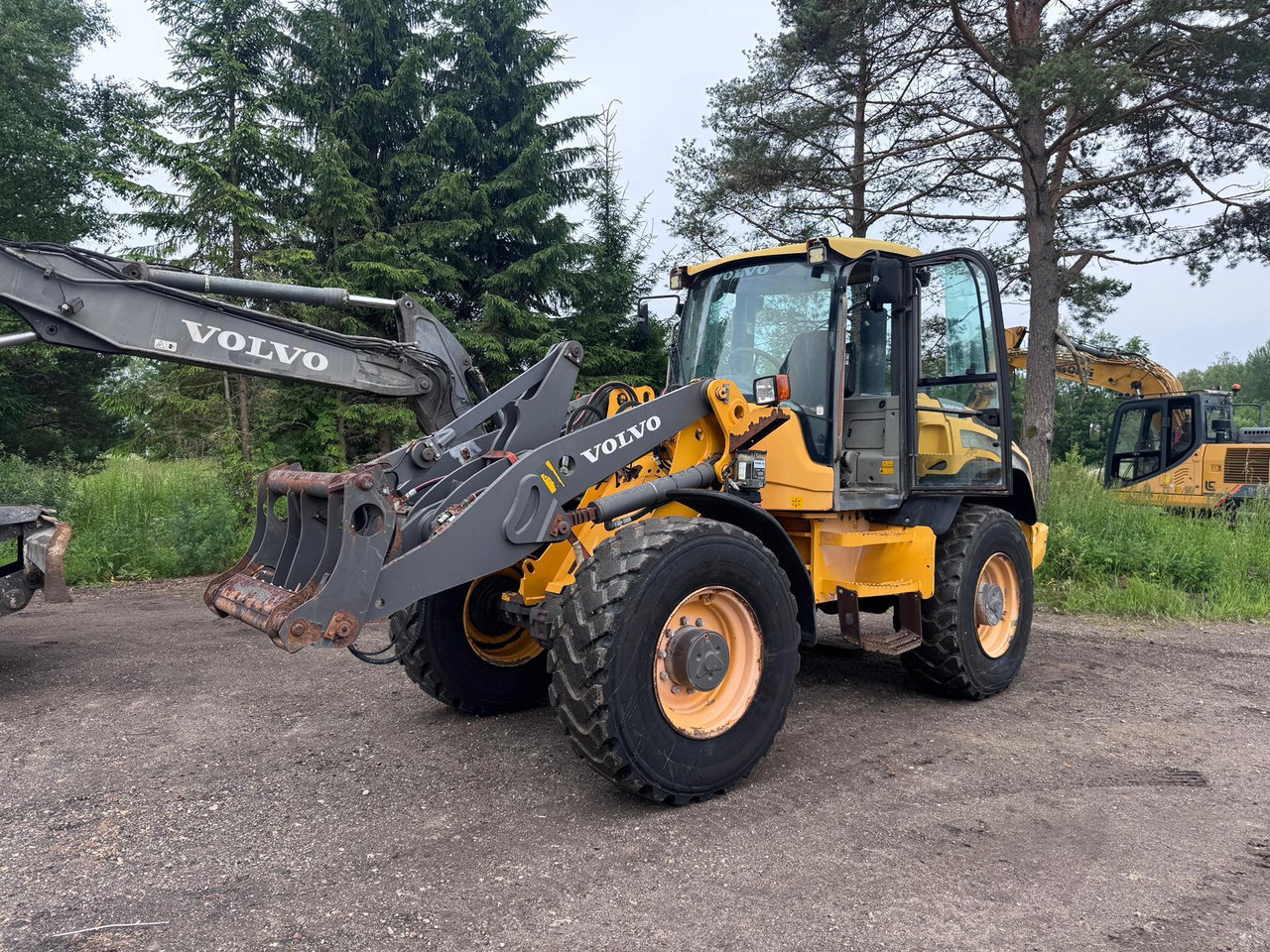 Volvo L45F-TP/S - اللودر بعجل: صورة 1 Volvo L45F-TP/S - اللودر بعجل: صورة 1