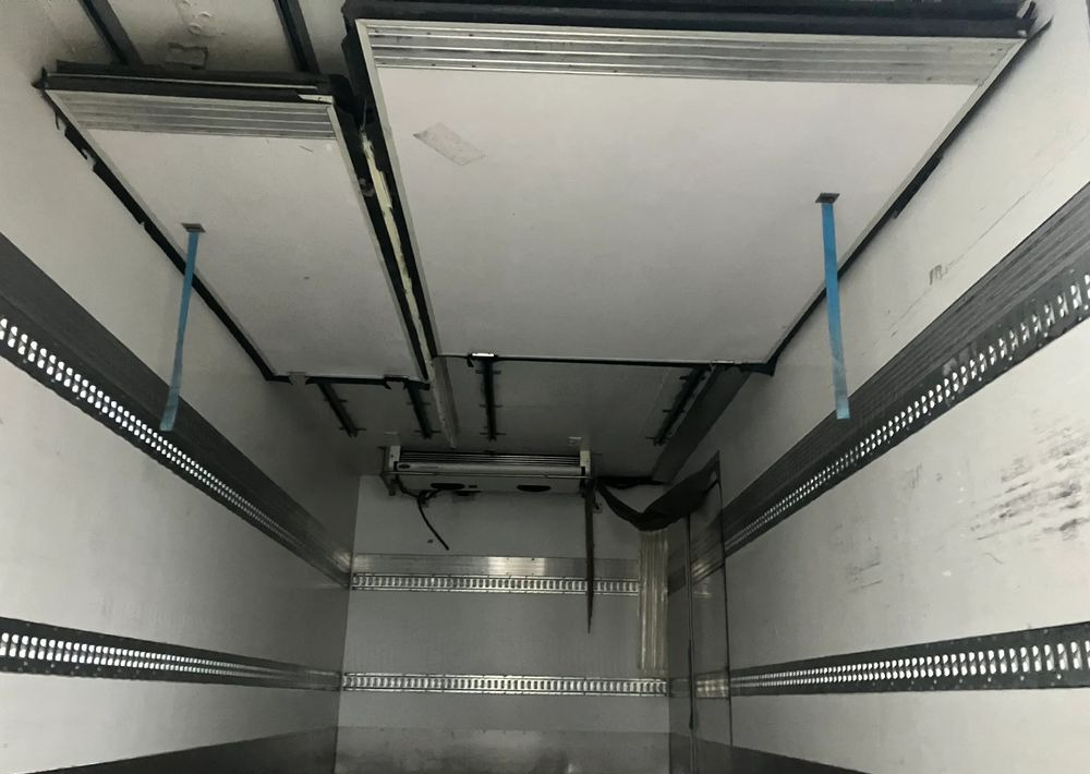 DAF Daf LF 16.250 chłodnia multi temperatura 16 palet - شاحنة الفريزر: صورة 5 DAF Daf LF 16.250 chłodnia multi temperatura 16 palet - شاحنة الفريزر: صورة 5