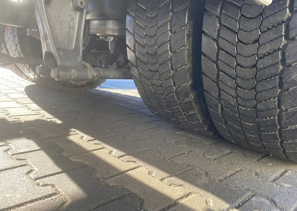 DAF Daf LF 18.280 chłodnia izoterma 22 palety - شاحنة الفريزر: صورة 4 DAF Daf LF 18.280 chłodnia izoterma 22 palety - شاحنة الفريزر: صورة 4