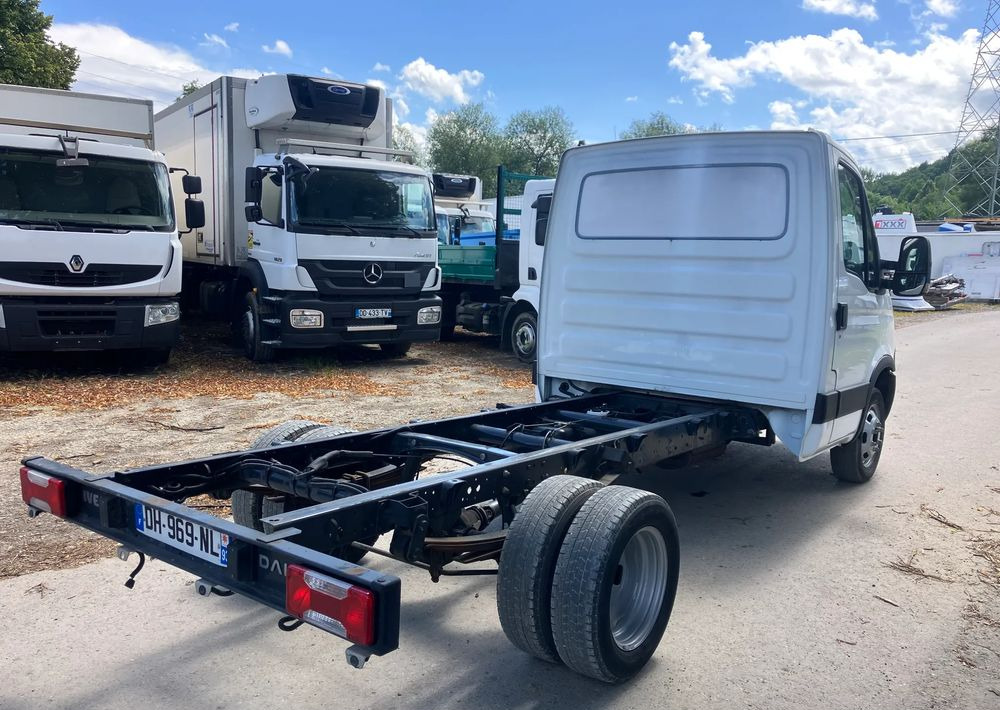 Iveco DAILY 35C13 ramo do zabudowy kiper wywrotka - شاحنة هيكل كابينة: صورة 3 Iveco DAILY 35C13 ramo do zabudowy kiper wywrotka - شاحنة هيكل كابينة: صورة 3