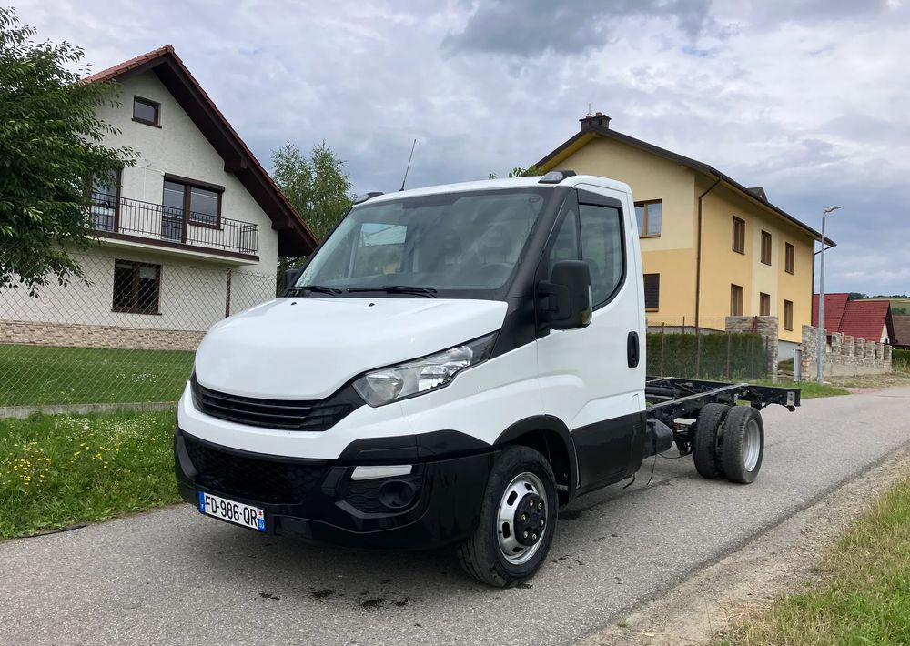 Iveco DAILY 35C14 ramo do zabudowy kiper wywrotka - شاحنة هيكل كابينة: صورة 1 Iveco DAILY 35C14 ramo do zabudowy kiper wywrotka - شاحنة هيكل كابينة: صورة 1