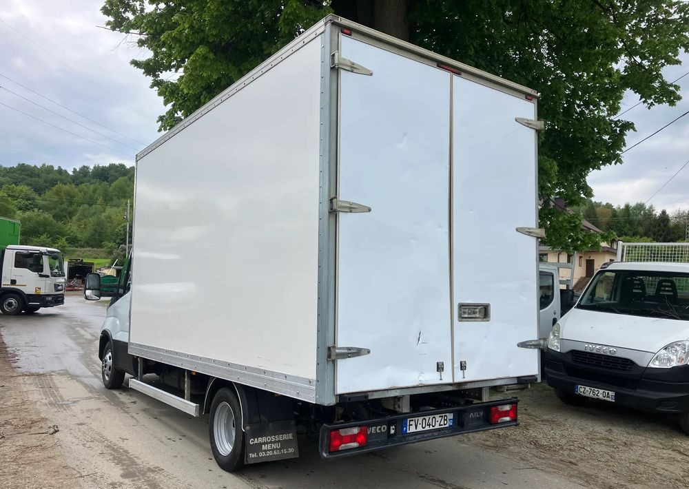 Iveco DAILY 35C16 kontener kurierka 3.0 silnik - شاحنة مغلقة الصندوق: صورة 4 Iveco DAILY 35C16 kontener kurierka 3.0 silnik - شاحنة مغلقة الصندوق: صورة 4