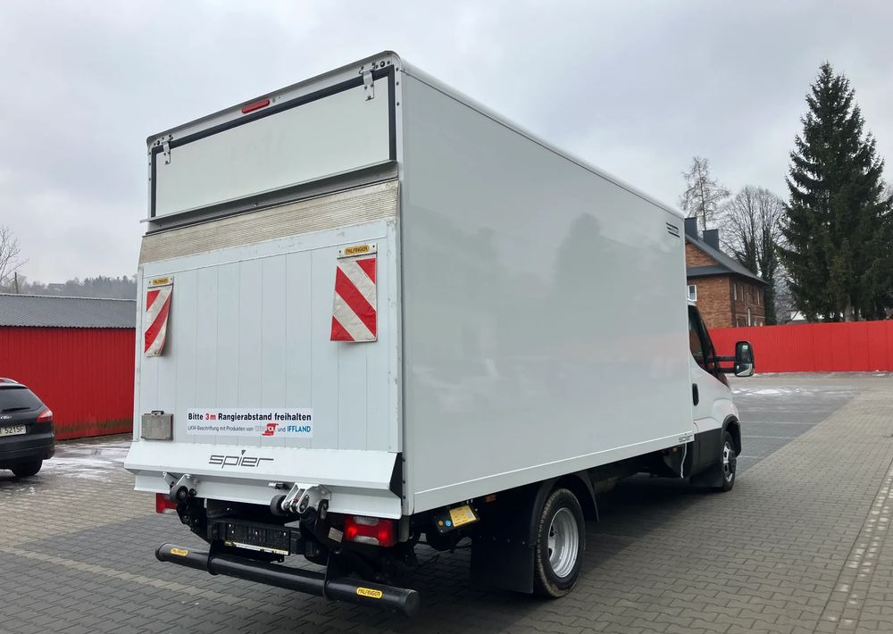 Iveco DAILY 35C16 kontener kurierka winda STAN PERFEKCYJNY - شاحنة مغلقة الصندوق: صورة 3 Iveco DAILY 35C16 kontener kurierka winda STAN PERFEKCYJNY - شاحنة مغلقة الصندوق: صورة 3