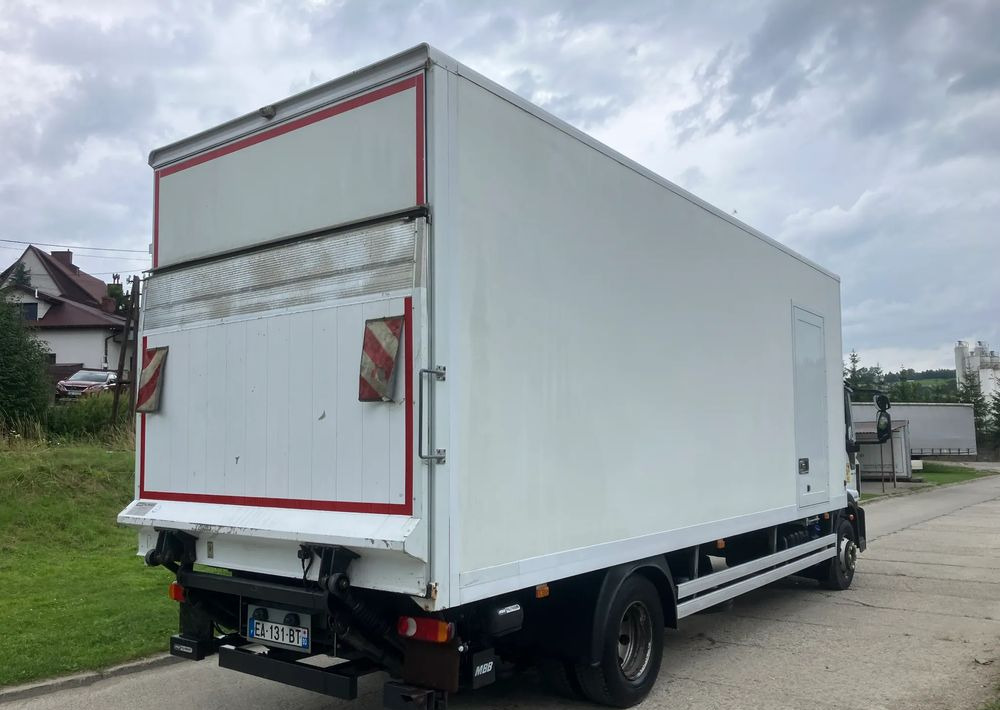 Iveco IVECO 1621 kurierka kontener EURO6 - شاحنة مقفلة: صورة 3 Iveco IVECO 1621 kurierka kontener EURO6 - شاحنة مقفلة: صورة 3