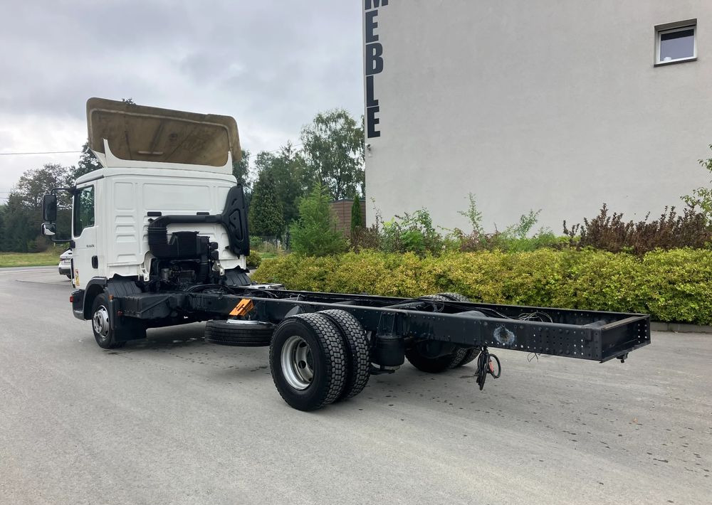 MAN Man TGM 12.250 euro 6 ramo do zabudowy Pomoc drogowa laweta kiper - شاحنة هيكل كابينة: صورة 5 MAN Man TGM 12.250 euro 6 ramo do zabudowy Pomoc drogowa laweta kiper - شاحنة هيكل كابينة: صورة 5