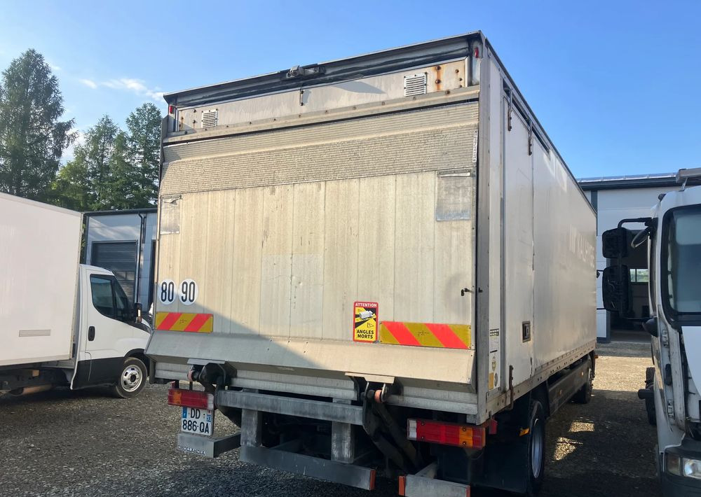 Mercedes-Benz Atego 1218  kurierka kontener - شاحنة مقفلة: صورة 4 Mercedes-Benz Atego 1218  kurierka kontener - شاحنة مقفلة: صورة 4