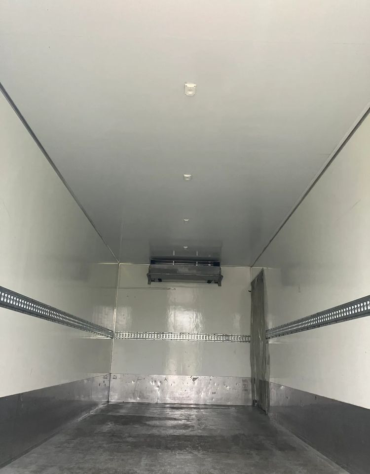 Renault Renault Gama D 240 chłodnia izoterma - شاحنة الفريزر: صورة 5 Renault Renault Gama D 240 chłodnia izoterma - شاحنة الفريزر: صورة 5