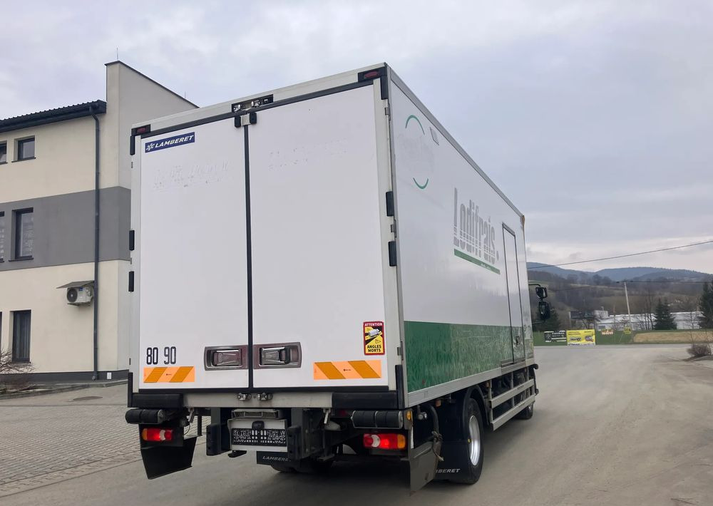 Renault Renault Gama D 250 chłodnia izoterma 16 PALET - شاحنة الفريزر: صورة 3 Renault Renault Gama D 250 chłodnia izoterma 16 PALET - شاحنة الفريزر: صورة 3