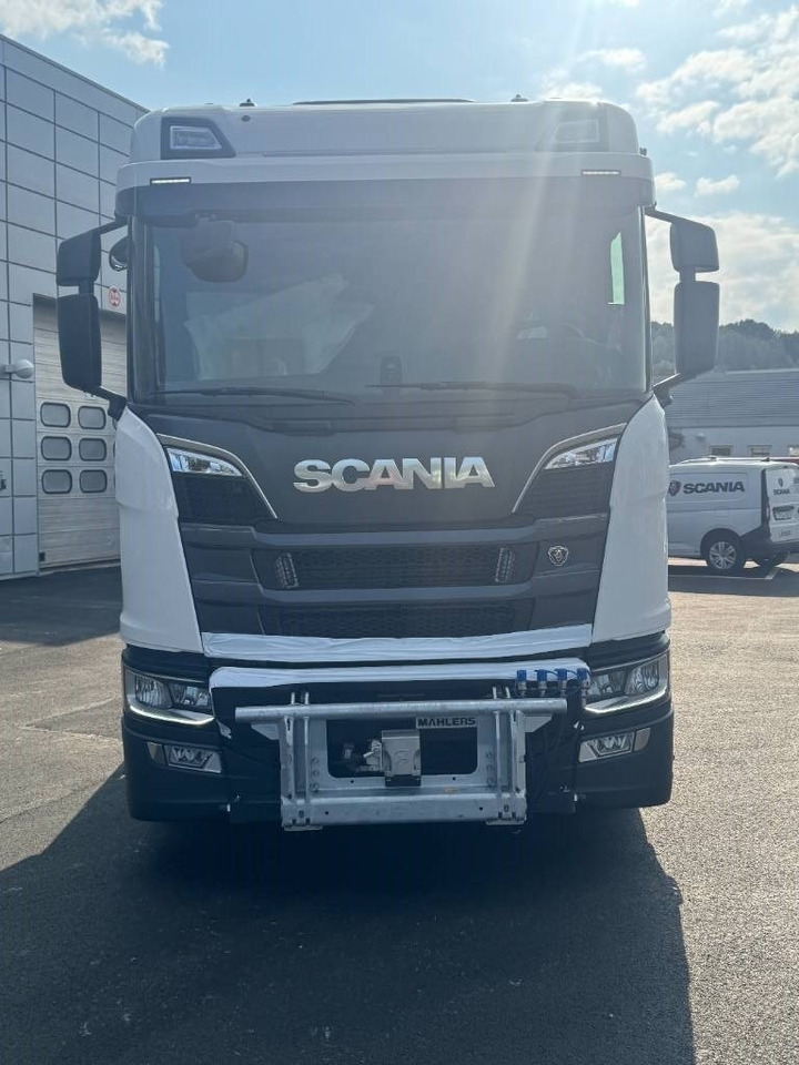 Scania R 580 8x4*4 Joab med frontplog & sidoplogsfäste - شاحنة ذات خطاف: صورة 2 Scania R 580 8x4*4 Joab med frontplog & sidoplogsfäste - شاحنة ذات خطاف: صورة 2