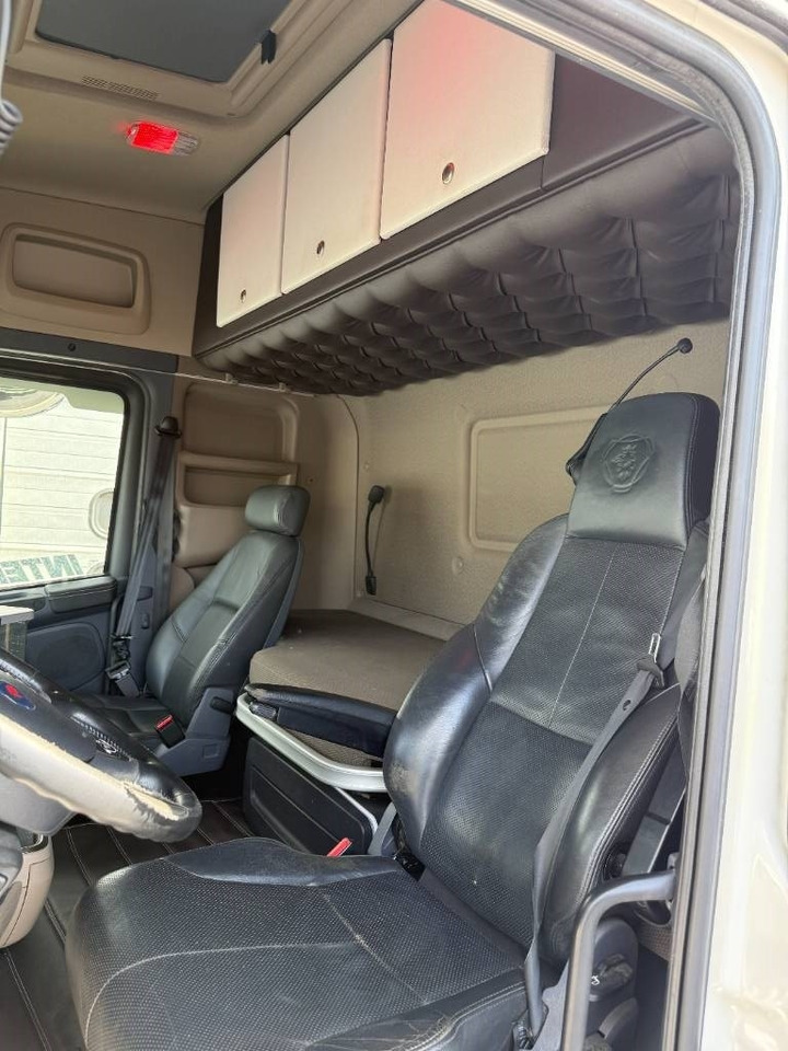 Scania R520LB8X4*4HNB - شاحنة ذات خطاف: صورة 2 Scania R520LB8X4*4HNB - شاحنة ذات خطاف: صورة 2