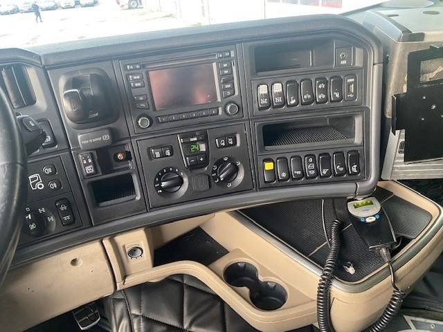 Scania R580lb8x4*4hna - شاحنة ذات خطاف: صورة 2 Scania R580lb8x4*4hna - شاحنة ذات خطاف: صورة 2
