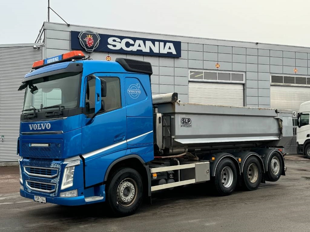 Volvo FH 540 8x4 SLP Automatkassett ekipage - شاحنة قلاب: صورة 2 Volvo FH 540 8x4 SLP Automatkassett ekipage - شاحنة قلاب: صورة 2